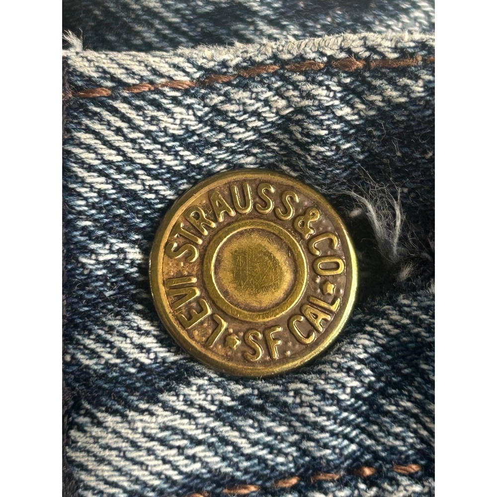 Vintage Levis 501 High Waisted Denim Cut Off Shorts Medium Wash‎ Made in USA 11 - Picture 3 of 6